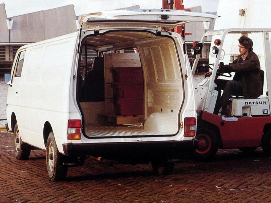 Багажник Datsun Urvan (E23) 1980 года  (фото 5 из 8)